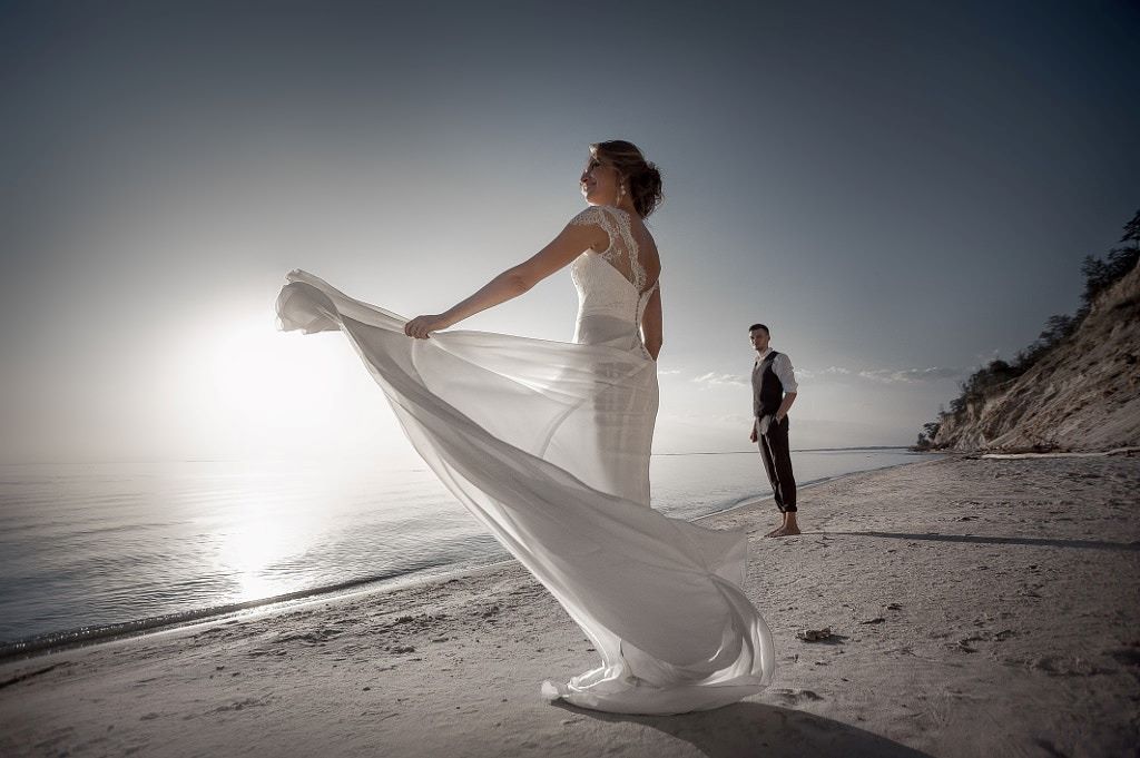 What’s trending more—color or black-and-white photos?