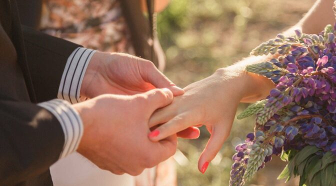Is it cheaper to have a destination wedding